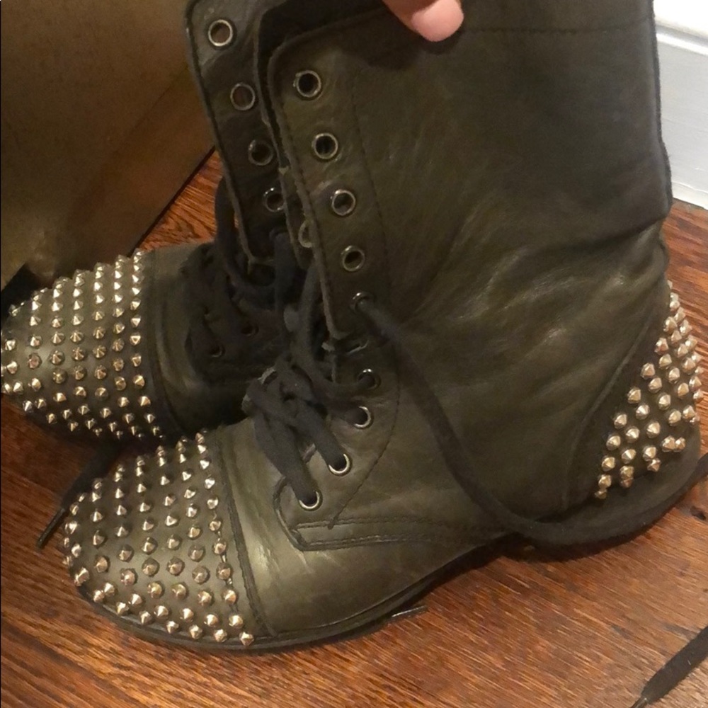 Stevemadden studded shoes